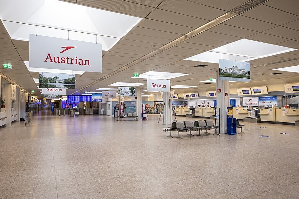 Salzburg Airport Terminal 1 building
