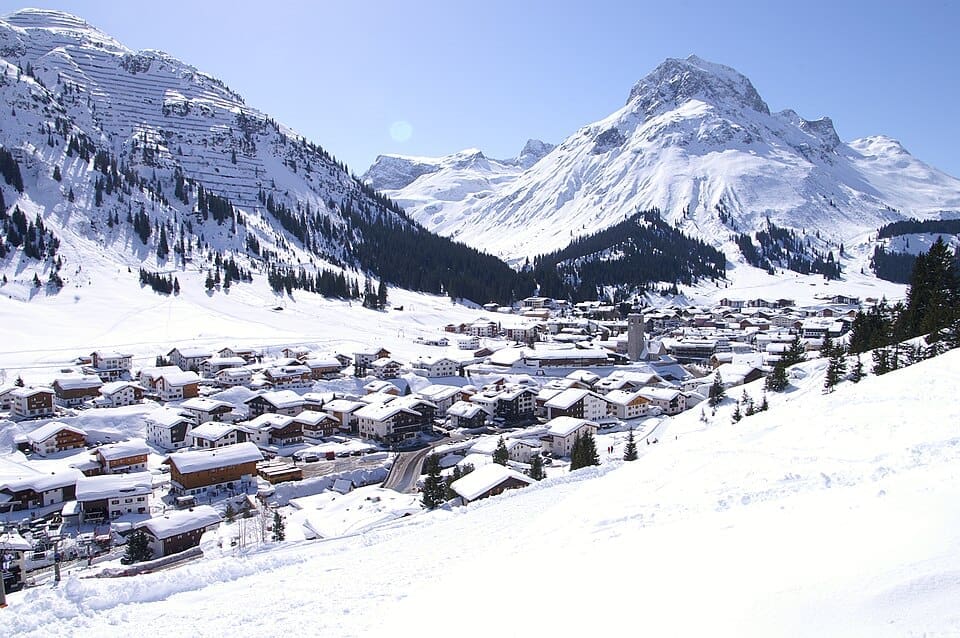 Winter landscape of Lech am Arlberg with the Omeshorn peak in the background