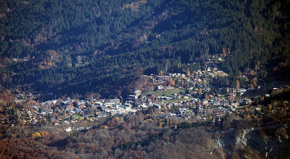 Les Carroz d'Araches village viewed from Doran
