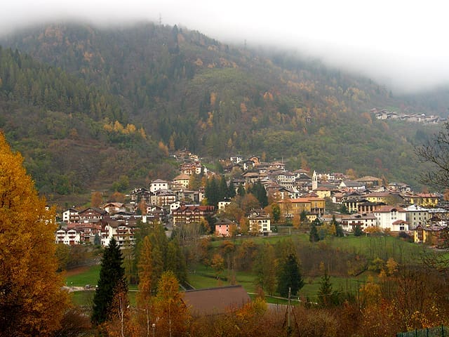 Panoramic view of Mezzana and the Val di Sole valley