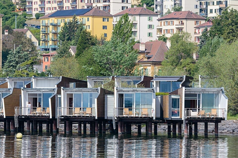 Modern stilt houses on Lake Neuchâtel