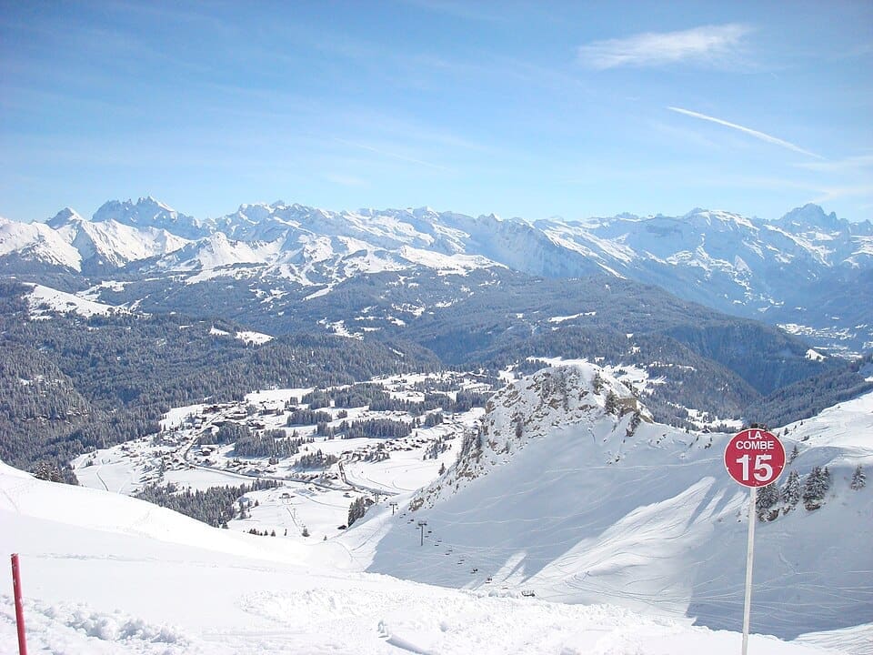 View of the Praz de Lys ski area from Haut-Fleury