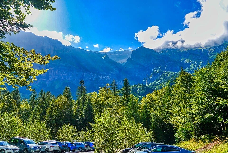 Panoramic view of the Cirque du Fer-à-Cheval in winter